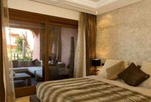 3 slaapkamer Appartement te koop in New Golden Mile met zwembad - € 1.095.000 (Ref: 10001786)