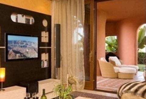 3 slaapkamer Appartement te koop in New Golden Mile met zwembad - € 1.095.000 (Ref: 10001786)
