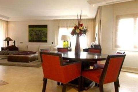 3 bedroom Penthouse for sale in New Golden Mile with pool - € 875,000 (Ref: 10001787)