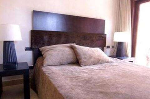 3 bedroom Penthouse for sale in New Golden Mile with pool - € 875,000 (Ref: 10001787)