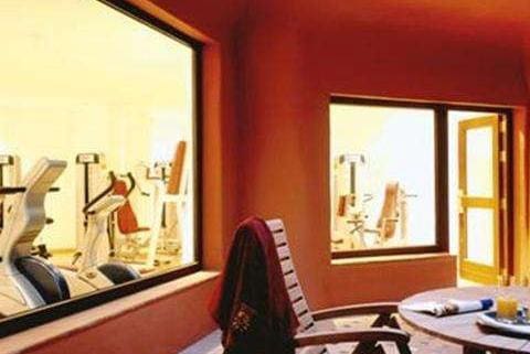 3 bedroom Penthouse for sale in New Golden Mile with pool - € 875,000 (Ref: 10001787)