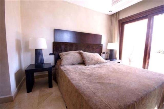 3 soveværelse Penthouse til salg i New Golden Mile, Estepona med swimmingpool - € 875.000 (Ref: 10001787)