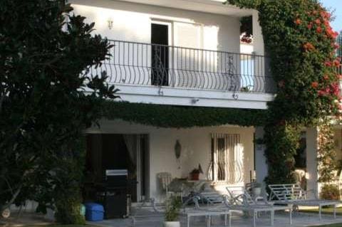 5 slaapkamer Villa te koop in El Paraiso met zwembad garage - € 1.695.000 (Ref: 10001788)