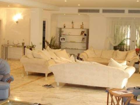 5 slaapkamer Villa te koop in El Paraiso met zwembad garage - € 1.695.000 (Ref: 10001788)