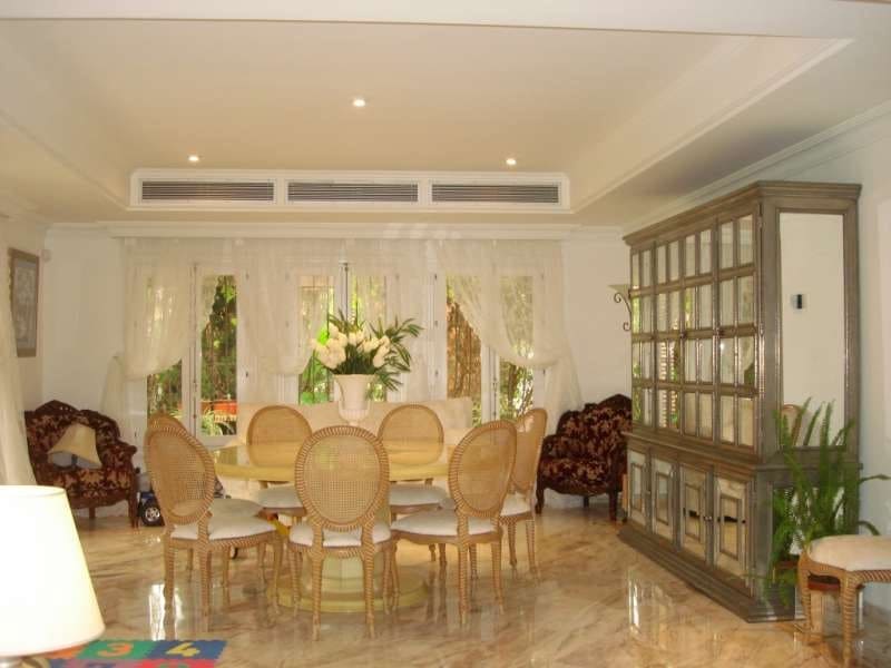 5 slaapkamer Villa te koop in El Paraiso met zwembad garage - € 1.695.000 (Ref: 10001788)
