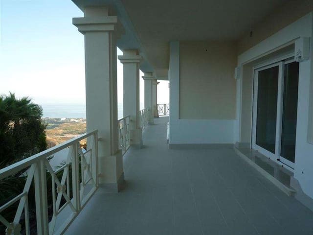 5 slaapkamer Villa te koop in Marbella met zwembad garage - € 3.100.000 (Ref: 10001790)