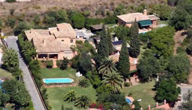 10 bedroom Finca/Country House for sale in Marbella with pool - € 2,600,000 (Ref: 10001791)