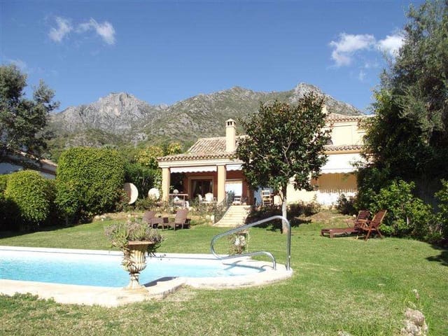 10 bedroom Finca/Country House for sale in Marbella with pool - € 2,600,000 (Ref: 10001791)
