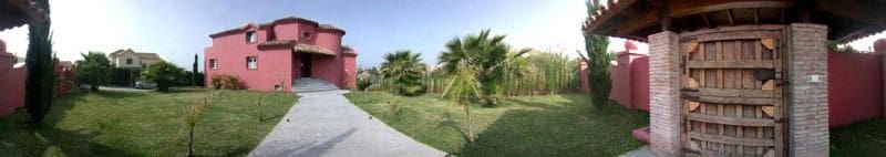 4 soveværelse Villa til salg i Marbella med swimmingpool garage - € 1.200.000 (Ref: 10001792)