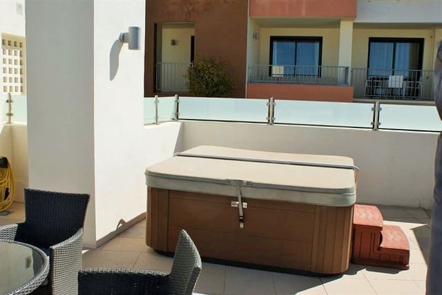 2 Zimmer Penthouse zu verkaufen in Marbella mit Pool Garage - 395.000 € (Ref: 10001794)