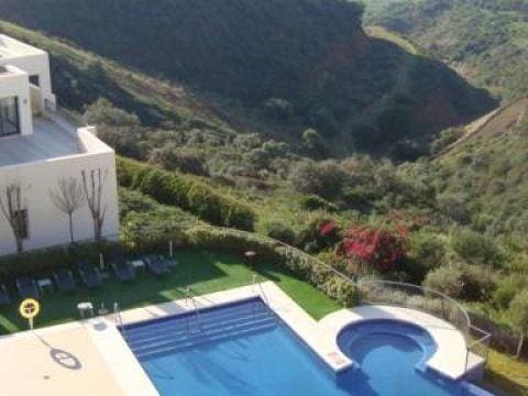 3 quarto Apartamento para venda em Marbella com piscina - 475 000 € (Ref: 10001795)
