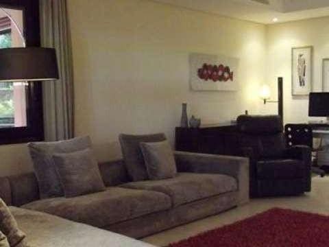 Apartamento de 3 habitaciones en Puerto Banus en venta con piscina garaje - 1.595.000 € (Ref: 10001796)
