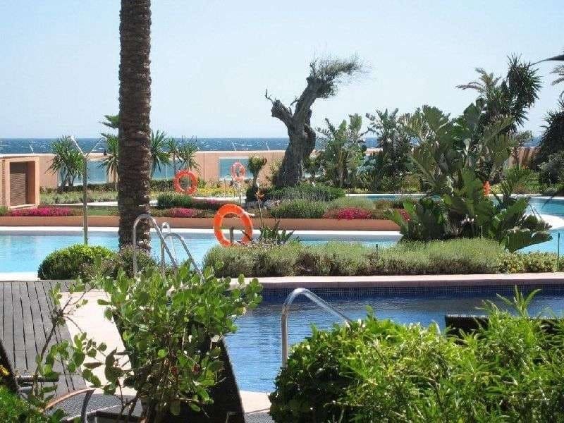 Apartamento de 3 habitaciones en Puerto Banus en venta con piscina garaje - 1.595.000 € (Ref: 10001796)