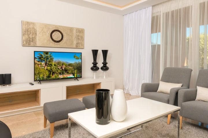 3 slaapkamer Appartement te koop in Marbella met zwembad garage - € 451.000 (Ref: 10001798)