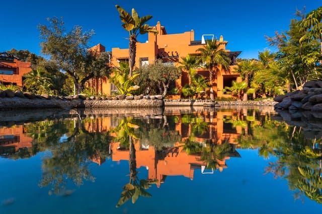 3 slaapkamer Appartement te koop in Marbella met zwembad garage - € 451.000 (Ref: 10001798)