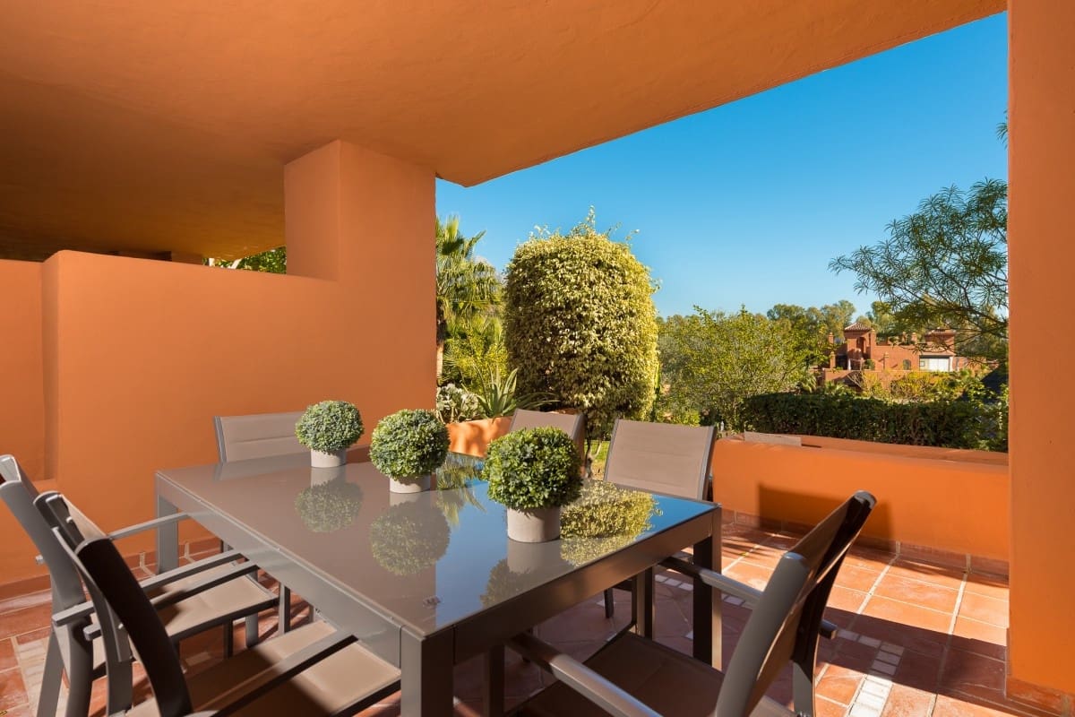 3 slaapkamer Appartement te koop in Marbella met zwembad garage - € 451.000 (Ref: 10001798)