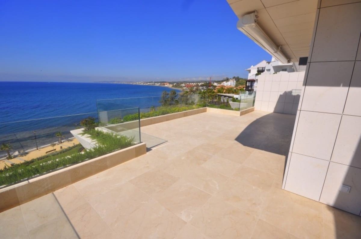2 soveværelse Lejlighed til salg i Estepona med swimmingpool garage - € 1.100.000 (Ref: 10001799)