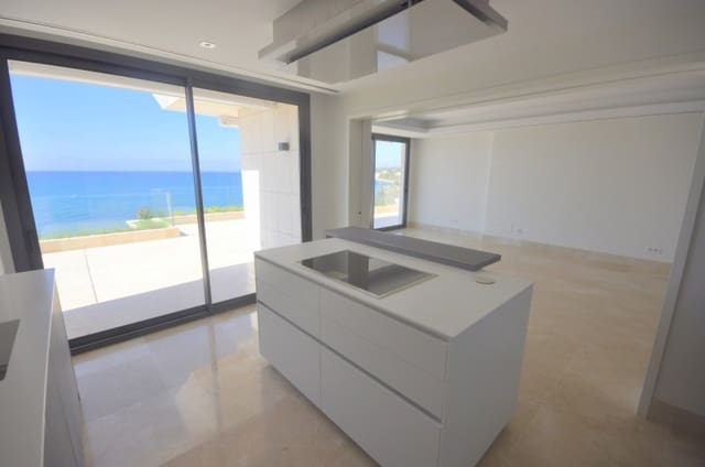 2 soveværelse Lejlighed til salg i Estepona med swimmingpool garage - € 1.100.000 (Ref: 10001799)