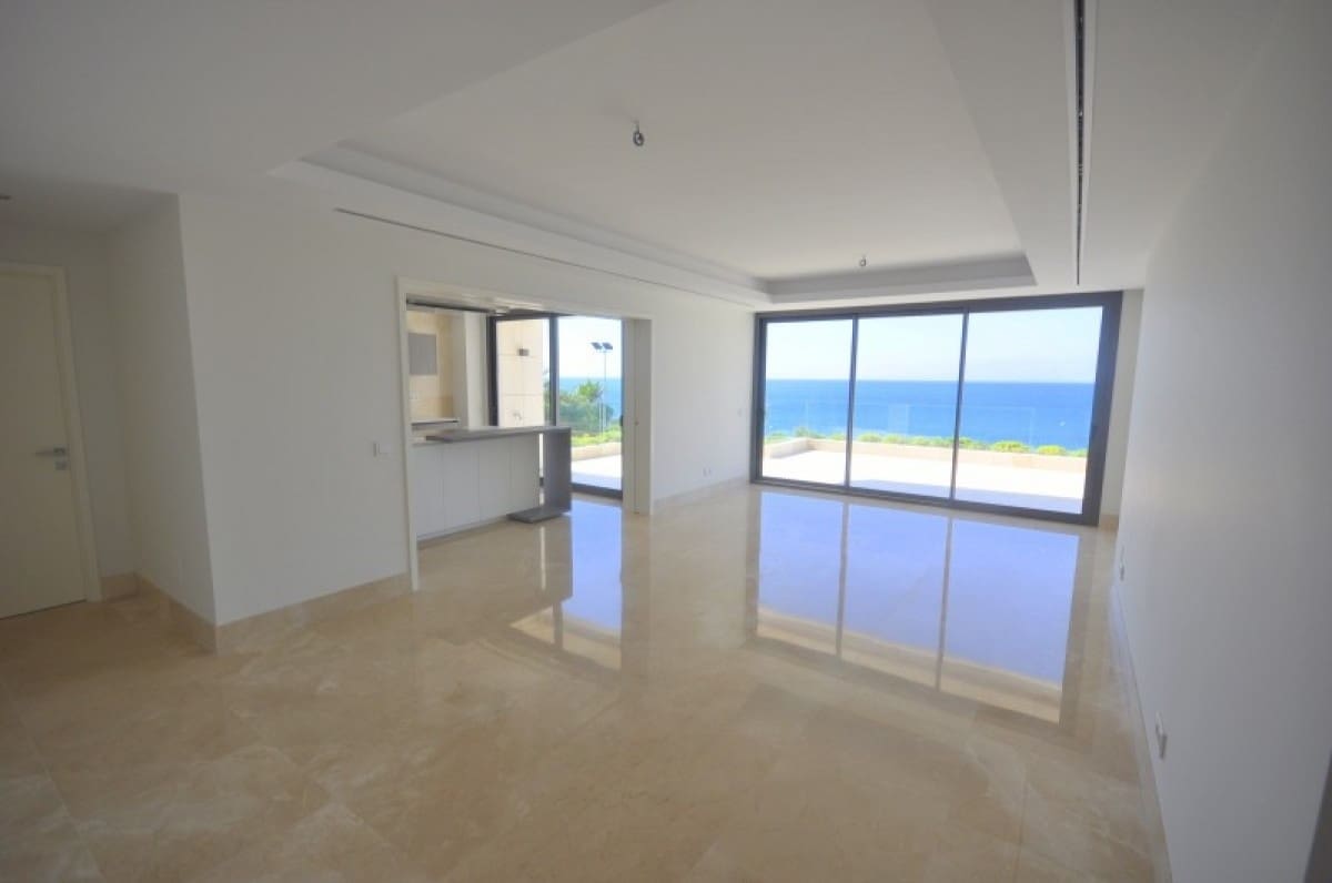 2 soveværelse Lejlighed til salg i Estepona med swimmingpool garage - € 1.100.000 (Ref: 10001799)