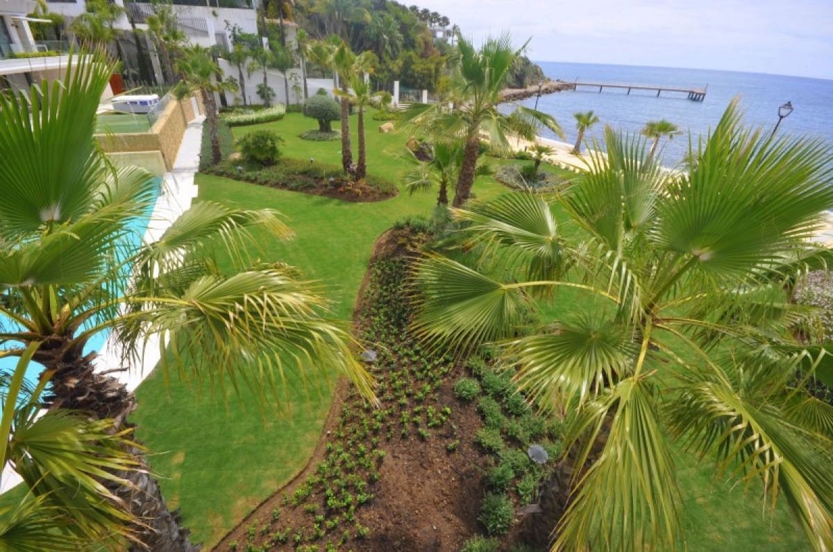 2 soveværelse Lejlighed til salg i Estepona med swimmingpool garage - € 1.100.000 (Ref: 10001799)