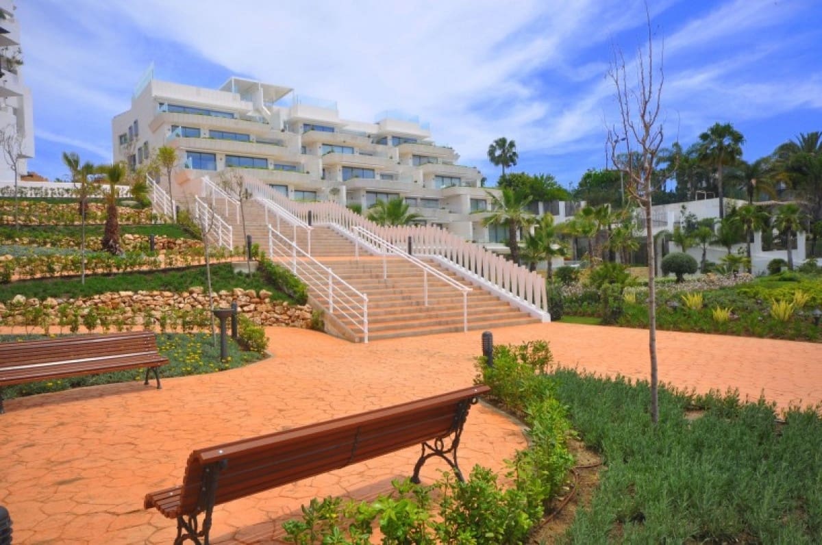 2 soveværelse Lejlighed til salg i Estepona med swimmingpool garage - € 1.100.000 (Ref: 10001799)