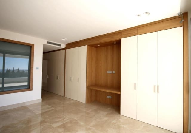 4 sovrum Takvåning till salu i Marbella med pool - 2 975 000 € (Ref: 10001800)