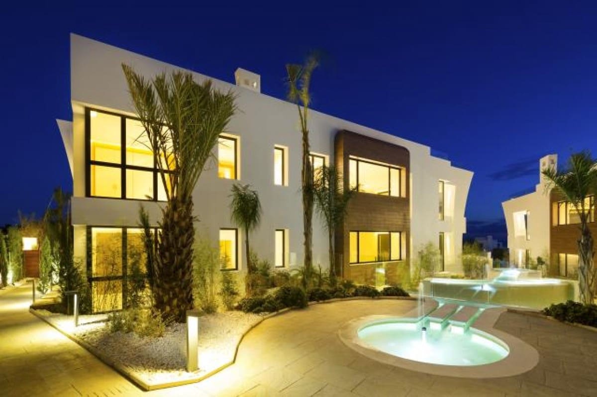 4 sovrum Takvåning till salu i Marbella med pool - 2 975 000 € (Ref: 10001800)