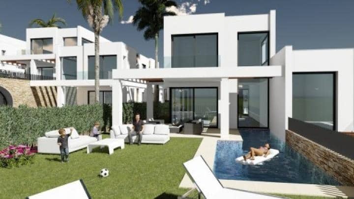 7 sypialnia Willa na sprzedaż w Marbella z basenem garażem - 895 000 € (Ref: 10001801)