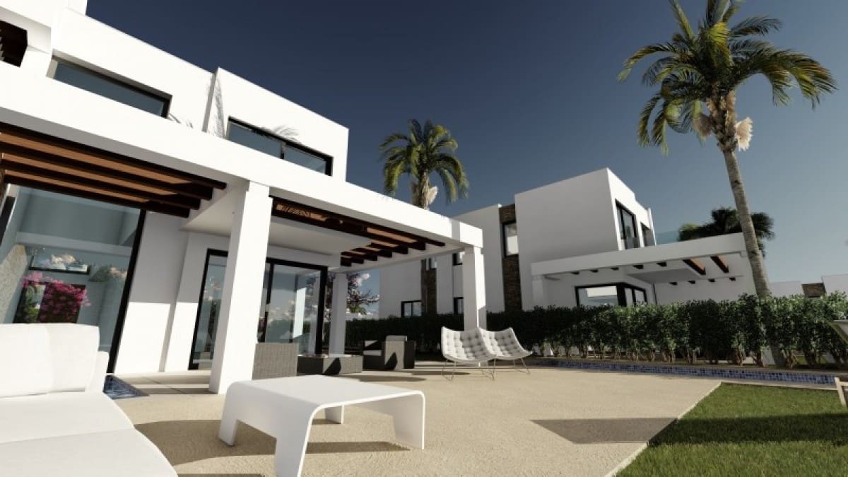 Chalet de 4 habitaciones en Marbella en venta con piscina garaje - 825.000 € (Ref: 10001802)