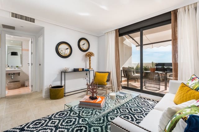 2 bedroom Penthouse for sale in Estepona with pool garage - € 282,000 (Ref: 10001804)