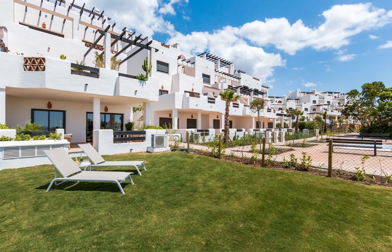 2 sypialnia Apartament na sprzedaż w Estepona z basenem garażem - 304 000 € (Ref: 10001805)