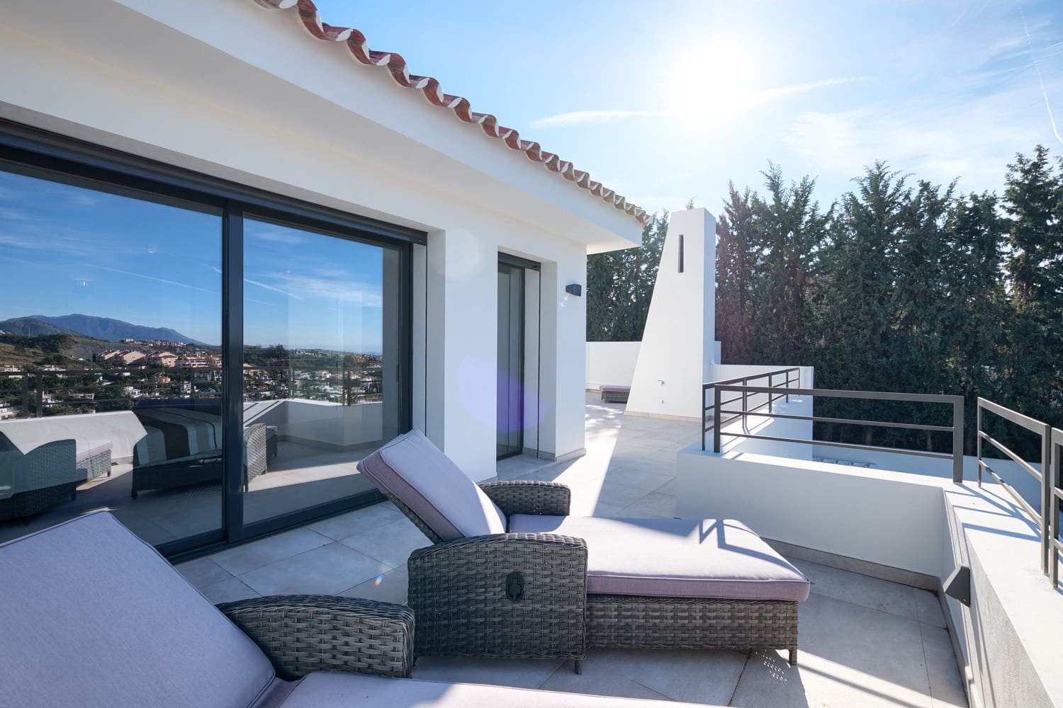 4 sypialnia Willa na sprzedaż w Marbella z basenem garażem - 1 795 000 € (Ref: 10001806)