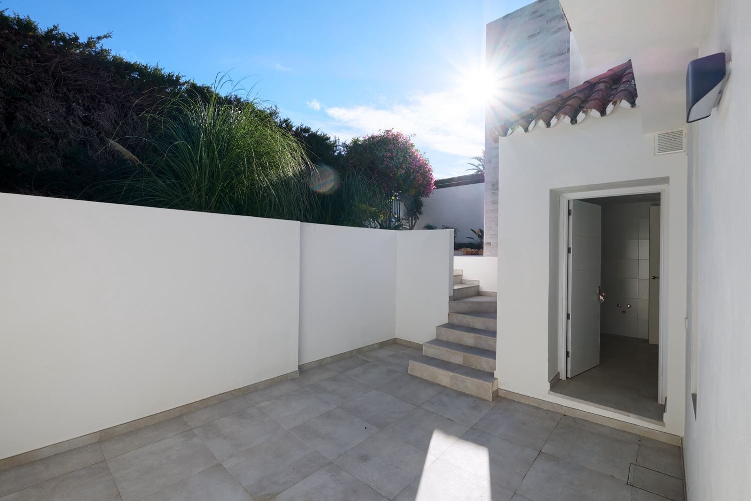 4 sypialnia Willa na sprzedaż w Marbella z basenem garażem - 1 795 000 € (Ref: 10001806)