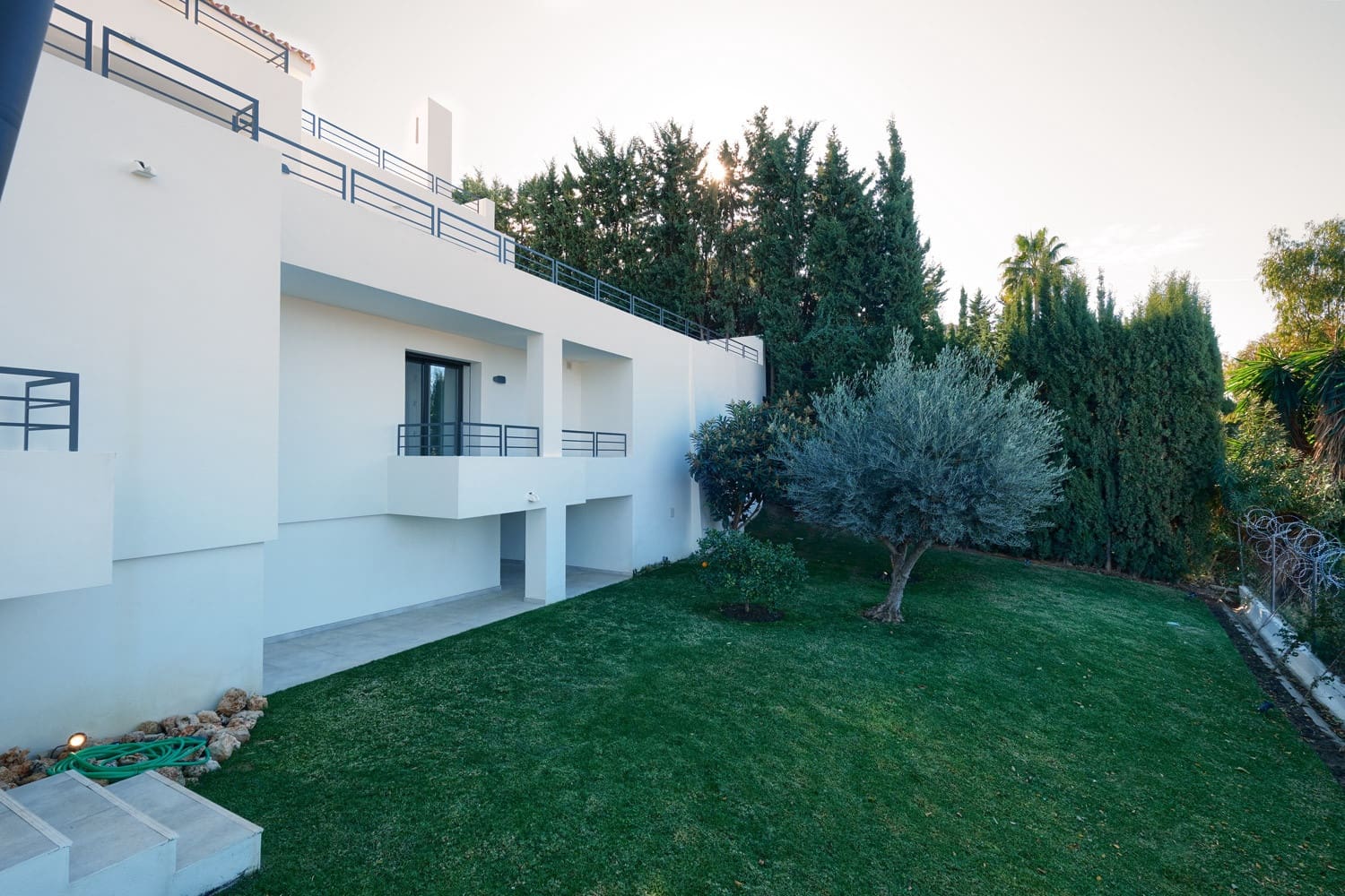 4 sypialnia Willa na sprzedaż w Marbella z basenem garażem - 1 795 000 € (Ref: 10001806)