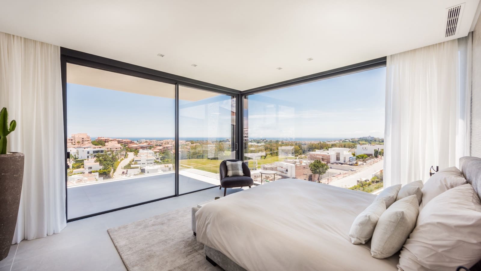 6 soverom Villa til salgs i Benahavis med svømmebasseng garasje - € 3 750 000 (Ref: 10001807)