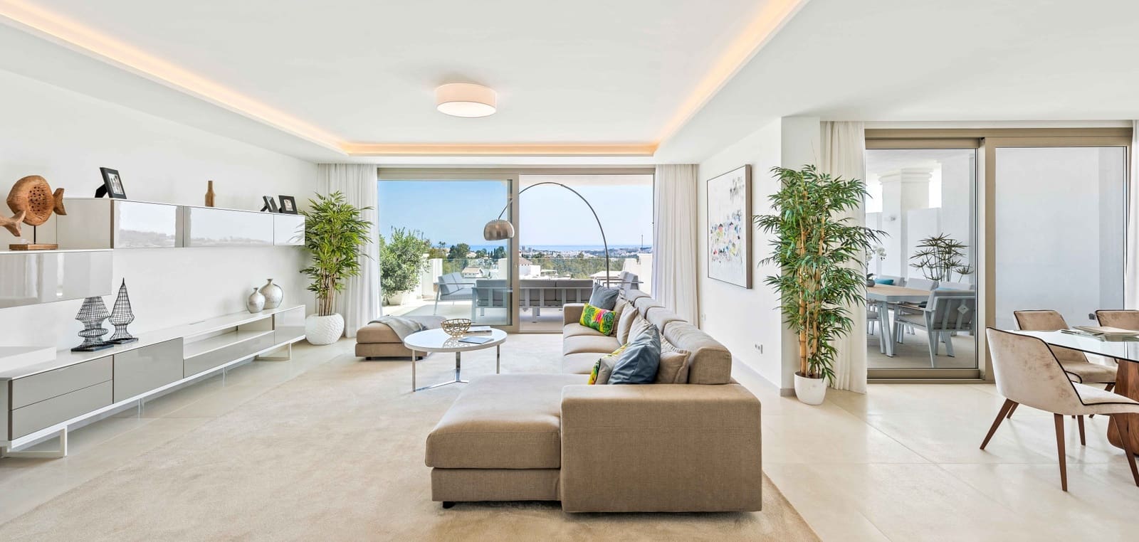 Apartamento de 2 habitaciones en Marbella en venta con piscina garaje - 695.000 € (Ref: 10001813)