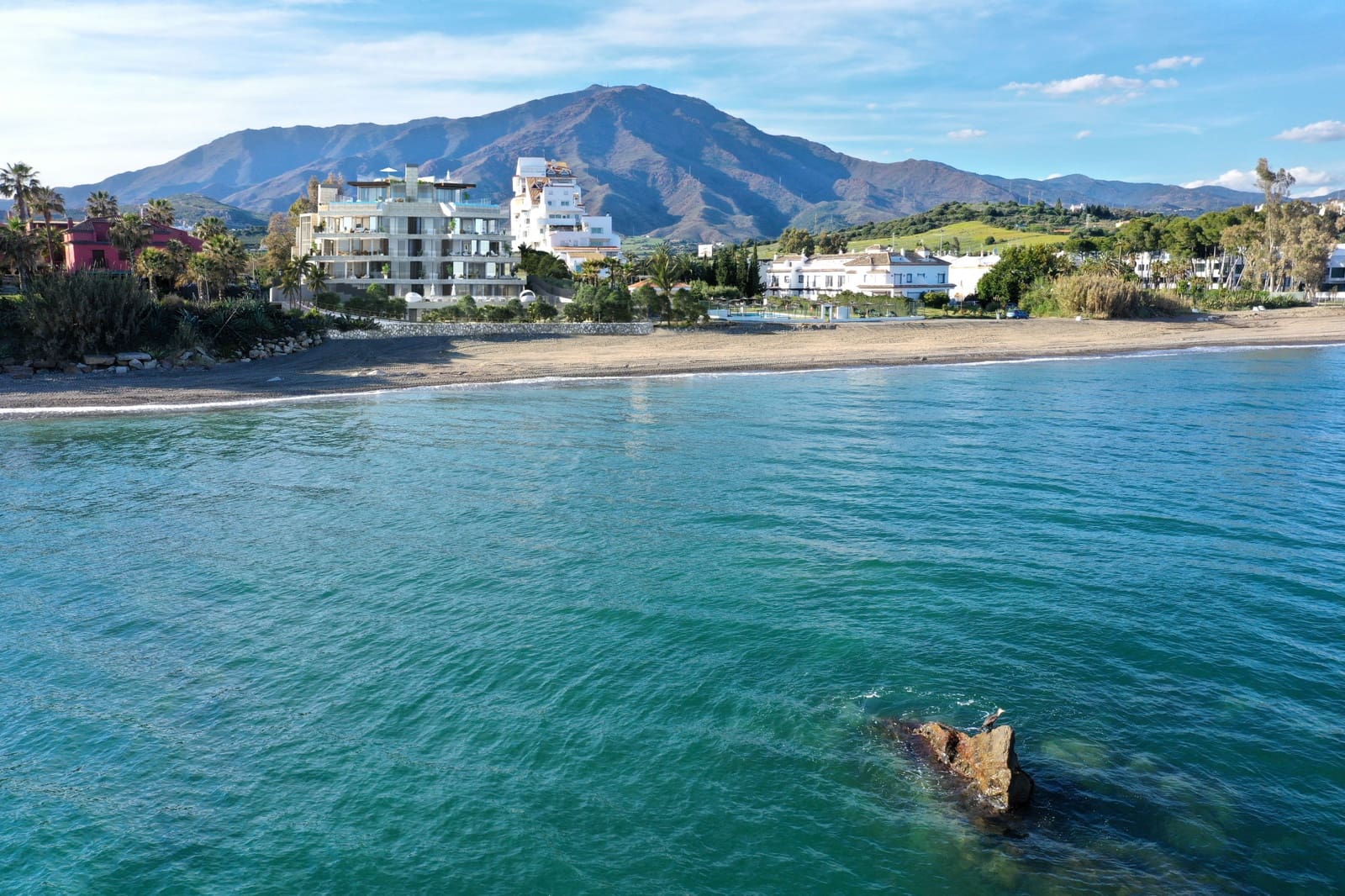 3 slaapkamer Appartement te koop in Estepona met zwembad garage - € 1.280.000 (Ref: 10001815)