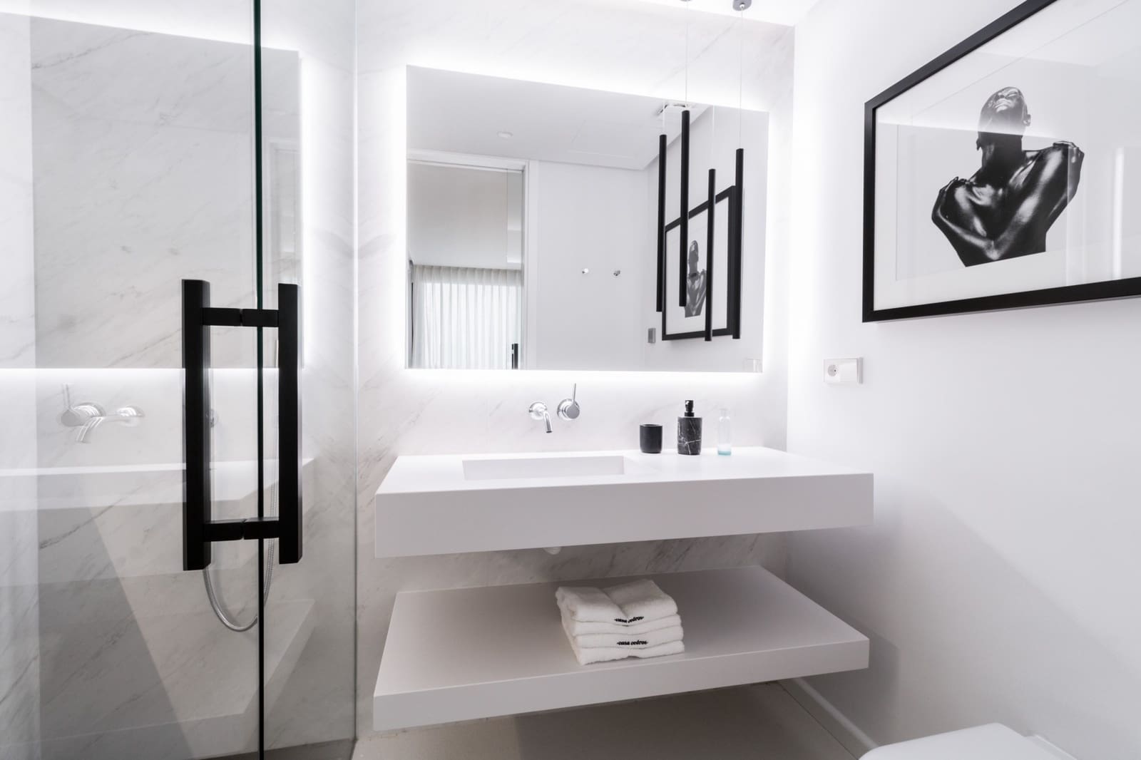 5 soverom Villa til salgs i Nueva Andalucia med svømmebasseng garasje - € 3 995 000 (Ref: 10001820)