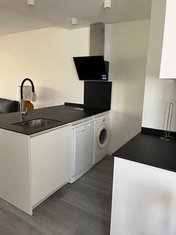 2 quarto Apartamento para venda em Puerto Banus, Marbella com piscina - 475 000 € (Ref: 10001823)