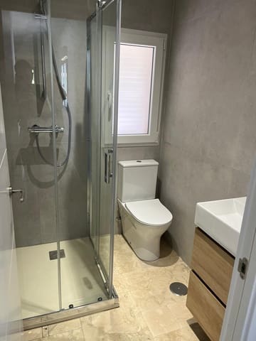 2 quarto Apartamento para venda em Puerto Banus, Marbella com piscina - 475 000 € (Ref: 10001823)