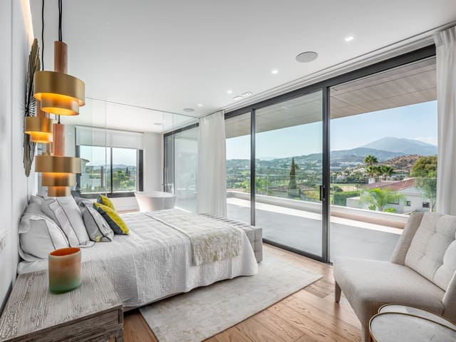 5 soveværelse Villa til salg i Nueva Andalucia, Marbella med swimmingpool garage - € 3.500.000 (Ref: 10001824)