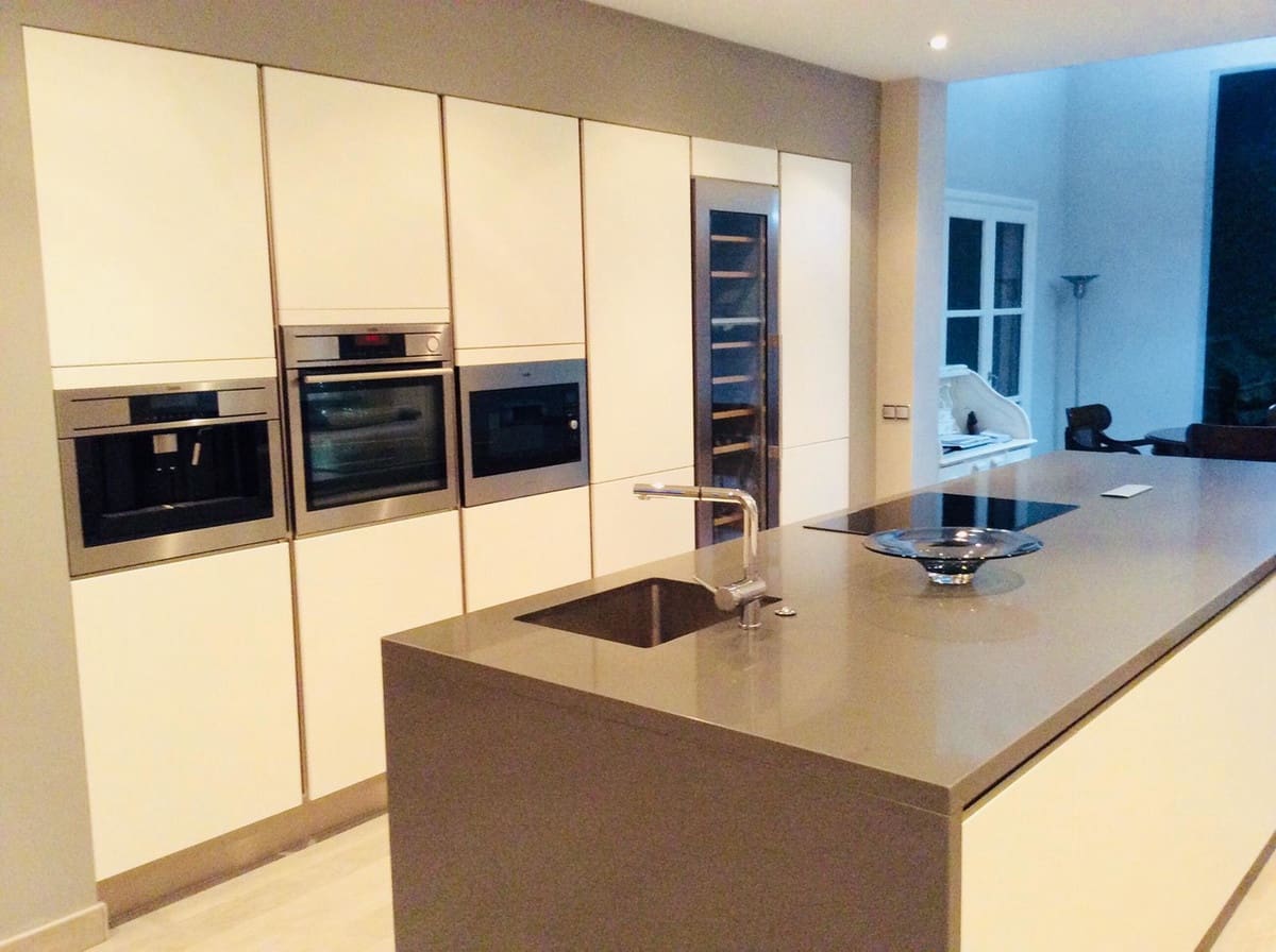 6 Zimmer Villa zu verkaufen in Guadalmina mit Pool Garage - 4.900.000 € (Ref: 10001826)