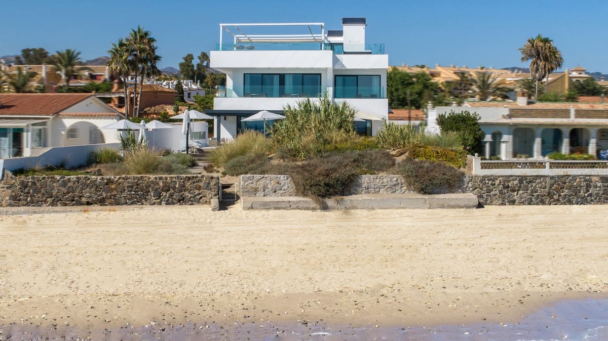 6 slaapkamer Villa te koop in Marbella met zwembad garage - € 6.500.000 (Ref: 10001828)