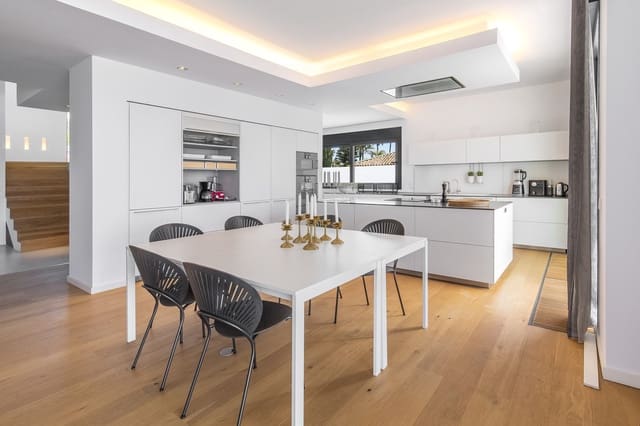 6 slaapkamer Villa te koop in Marbella met zwembad garage - € 6.500.000 (Ref: 10001828)