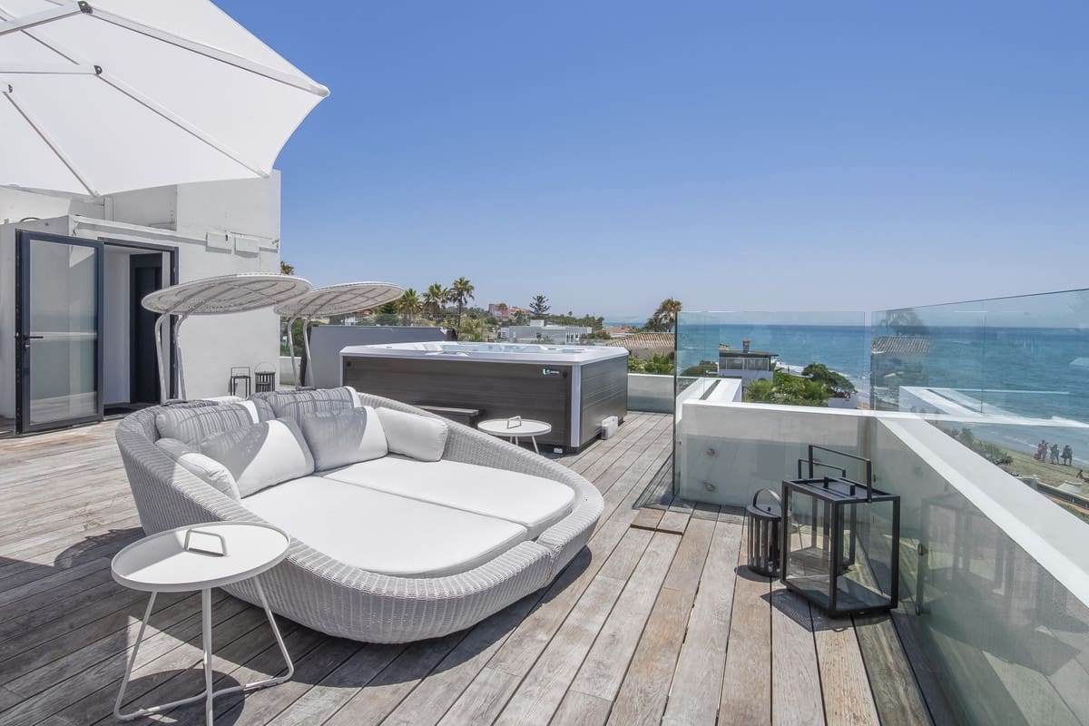 6 slaapkamer Villa te koop in Marbella met zwembad garage - € 6.500.000 (Ref: 10001828)