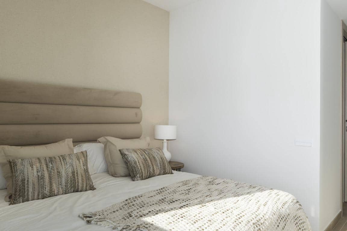 Apartamento de 3 habitaciones en Mijas Costa en venta con piscina garaje - 895.000 € (Ref: 10001832)
