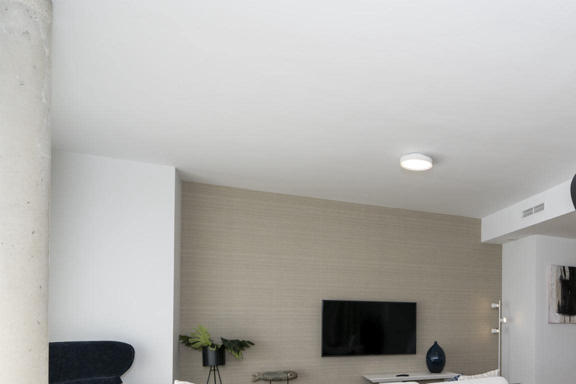 Apartamento de 3 habitaciones en Mijas Costa en venta con piscina garaje - 895.000 € (Ref: 10001832)