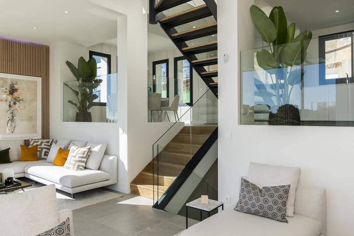 3 bedroom Villa for sale in Marbella with pool garage - € 980,000 (Ref: 10001833)