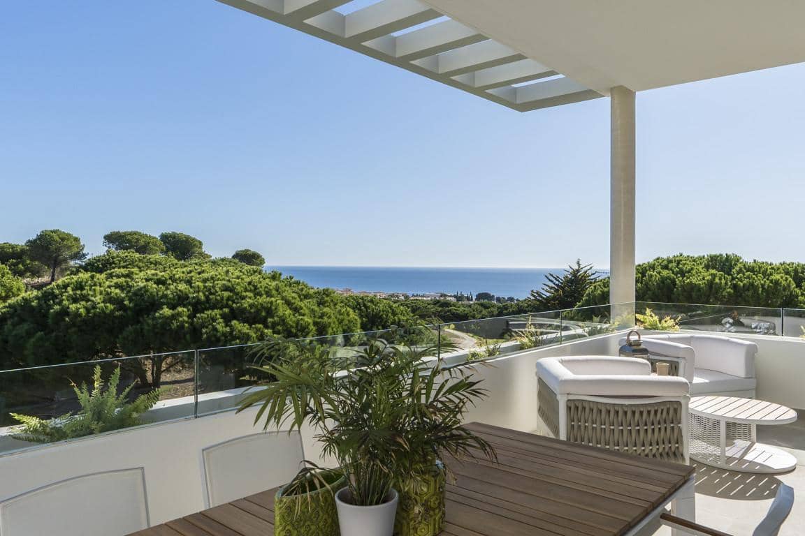 3 bedroom Villa for sale in Marbella with pool garage - € 980,000 (Ref: 10001833)