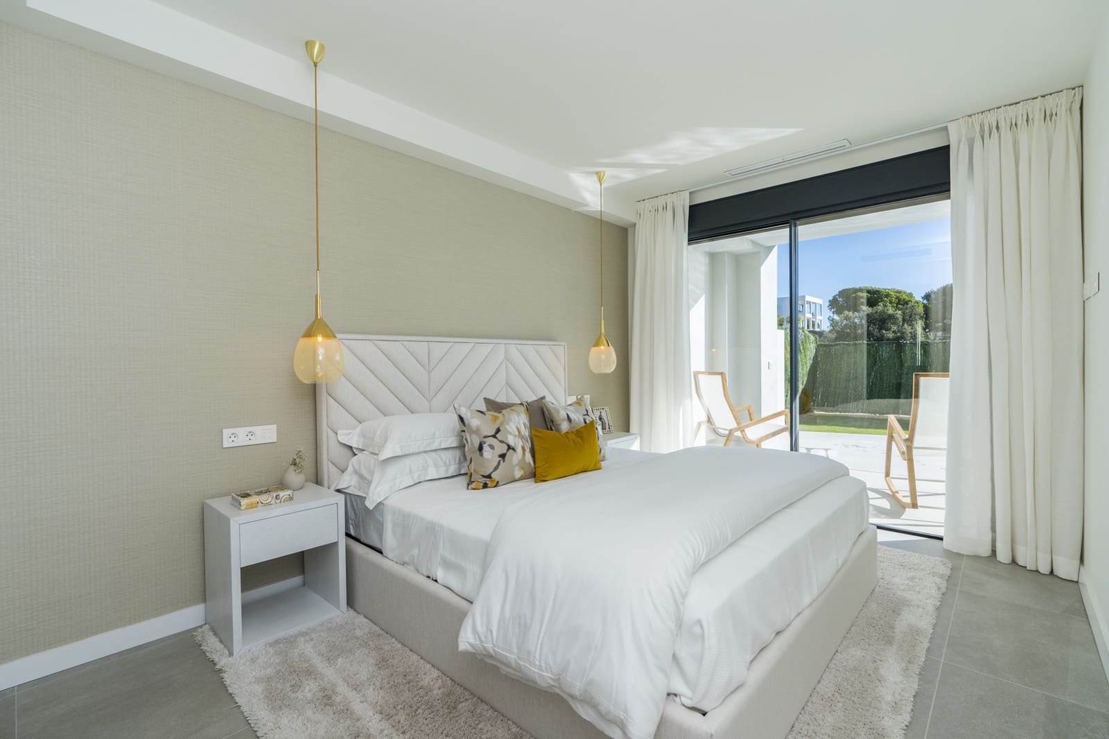 3 bedroom Villa for sale in Marbella with pool garage - € 980,000 (Ref: 10001833)